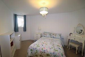 Bedroom- click for photo gallery